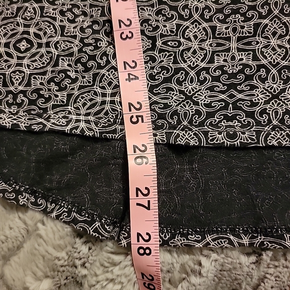 Lucky Brand 3/4 Sleeve Top, Plus Size 1x, Black And White with Embroidery - Picture 10 of 11